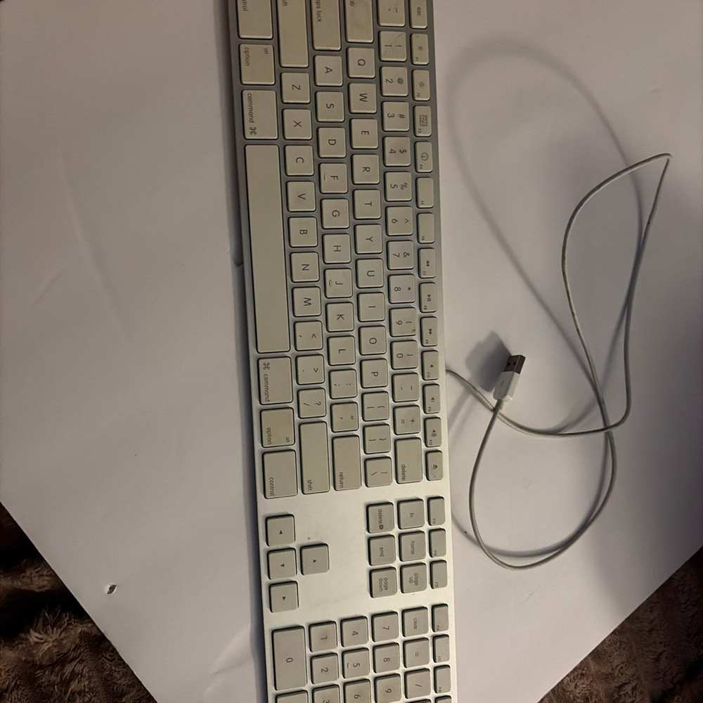 Apple slim USB Wired Keyboard A1243